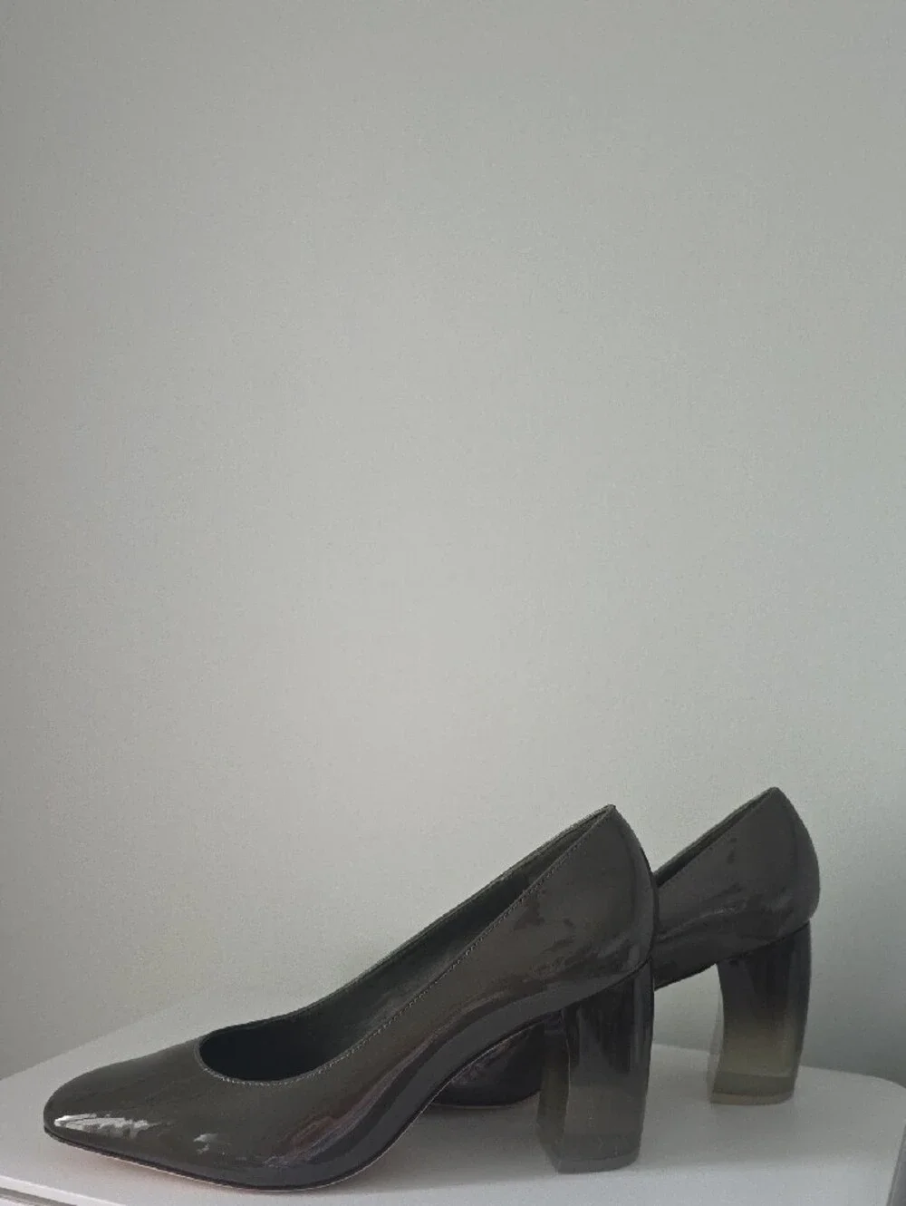 Tory Burch Banana Heel Pumps-Moss Spongy